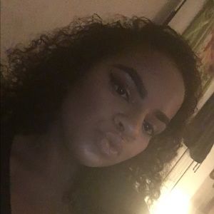 Meet your Posher, Kiara